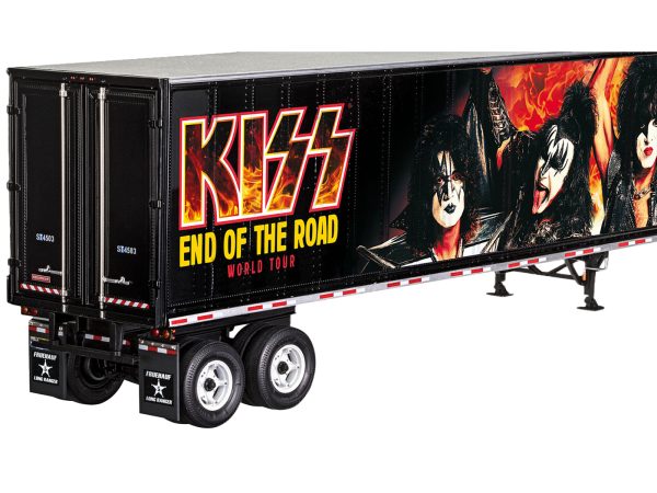 Level 3 Model Kit Kenworth Tour Truck "KISS End of the Road World Tour" 1/32 Scale Model by Revell - Image 4