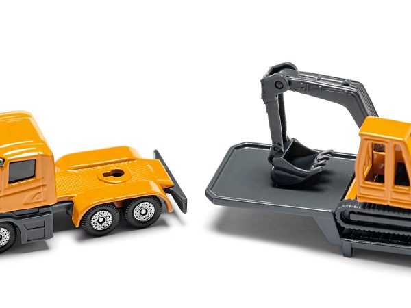 Truck with Low Loader Trailer and Excavator Yellow Diecast Model by Siku - Image 2