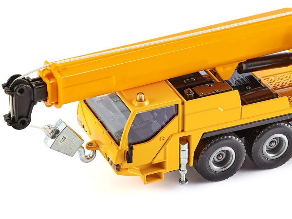 Mobile Crane Yellow 1/55 Diecast Model by Siku - Image 4
