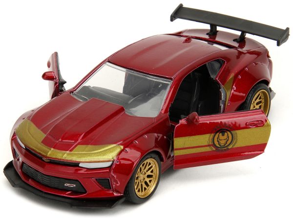 2016 Chevrolet Camaro Red Metallic and Gold and Iron Man Diecast Figure "The Avengers" "Hollywood Rides" Series 1/32 Diecast Model Car by Jada - Image 4