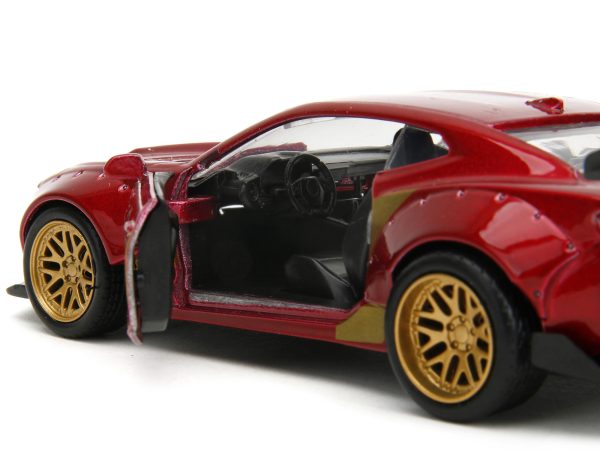 2016 Chevrolet Camaro Red Metallic and Gold and Iron Man Diecast Figure "The Avengers" "Hollywood Rides" Series 1/32 Diecast Model Car by Jada - Image 2
