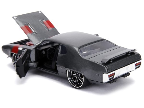 1972 Plymouth GTX 440 Metallic Gray with Red Stripe "Bigtime Muscle" 1/24 Diecast Model Car by Jada - Image 3