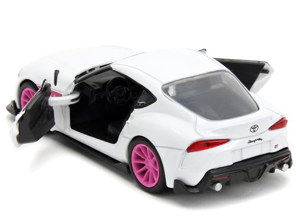 2020 Toyota Supra White Metallic with Pink Wheels "Pink Slips" Series 1/32 Diecast Model Car by Jada - Image 5