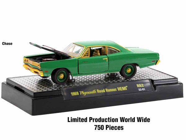 "Detroit Muscle" Set of 6 Cars IN DISPLAY CASES Release 62 Limited Edition to 8400 pieces Worldwide 1/64 Diecast Model Cars by M2 Machines - Image 2