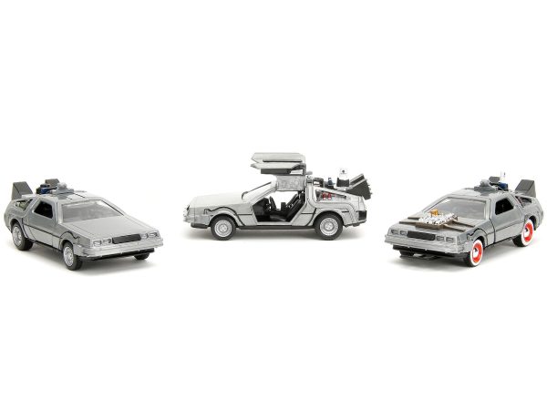 "Back to the Future" Delorean Set of 3 pieces "Hollywood Rides" Series 1/32 Diecast Model Car by Jada - Image 5