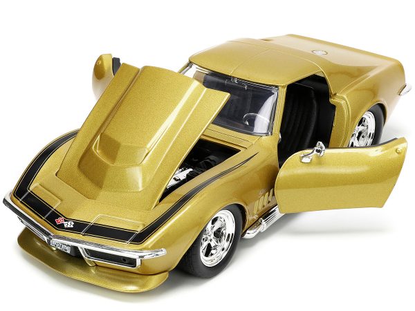 1969 Chevrolet Corvette Stingray ZL-1 Gold Metallic with Black Stripe "Bigtime Muscle" Series 1/24 Diecast Model Car by Jada - Image 3