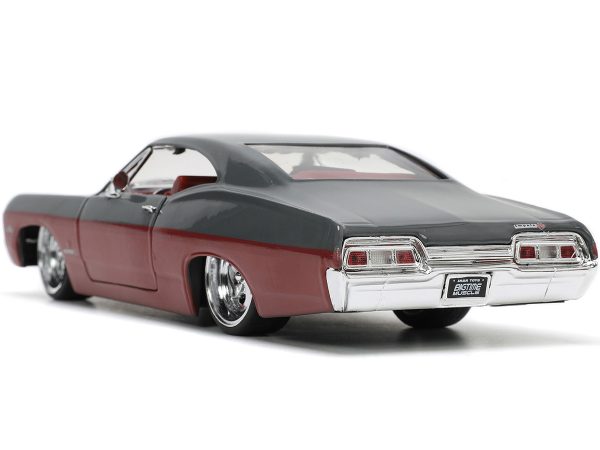 1967 Chevrolet Impala SS Gray and Burgundy with Burgundy Interior "Bigtime Muscle" Series 1/24 Diecast Model Car by Jada - Image 2