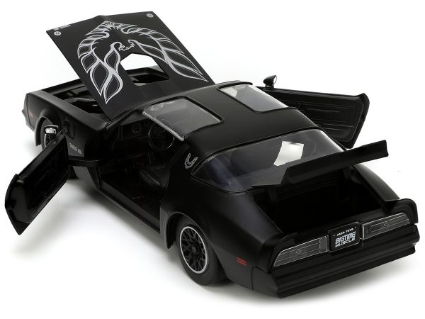 1977 Pontiac Firebird T/A Trans Am Matt Black with Bird Graphic on Hood "Bigtime Muscle" Series 1/24 Diecast Model Car by Jada - Image 2