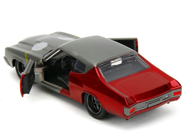1970 Chevrolet Chevelle SS Gray Metallic and Red Metallic with Black Hood and Thor Diecast Figure "The Avengers" "Hollywood Rides" Series 1/32 Diecast Model Car by Jada - Image 5