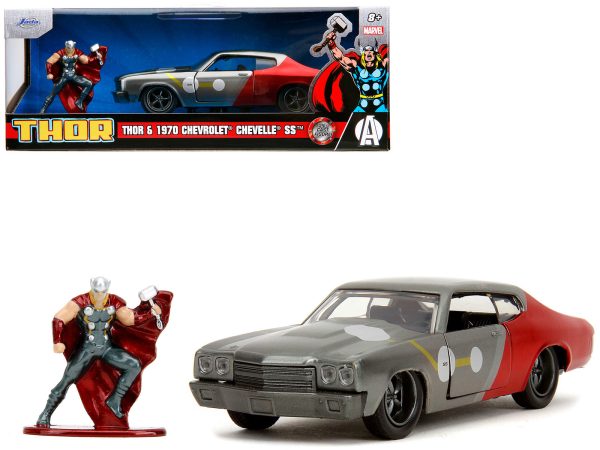 1970 Chevrolet Chevelle SS Gray Metallic and Red Metallic with Black Hood and Thor Diecast Figure "The Avengers" "Hollywood Rides" Series 1/32 Diecast Model Car by Jada - Image 3