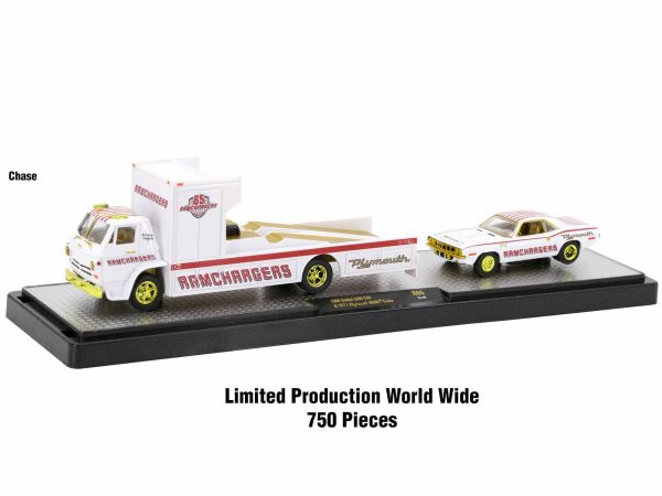 Auto Haulers Set of 3 Trucks Release 66 Limited Edition to 9600 pieces Worldwide 1/64 Diecast Models by M2 Machines - Image 2