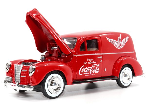 1940 Ford Sedan Cargo Van Red "Pause... Go Refreshed Coca-Cola" with Vending Machine Accessory 1/24 Diecast Model Car by Motor City Classics - Image 4