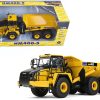 Komatsu HM400-5 Articulated Dump Truck 1/50 Diecast Model by First Gear