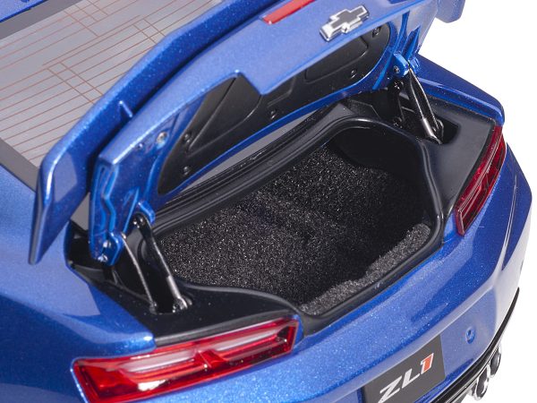 Chevrolet Camaro ZL1 Hyper Blue Metallic 1/18 Model Car by Autoart - Image 2