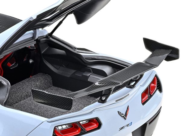 2019 Chevrolet Corvette C7 ZR1 Ceramic Matrix Gray Metallic with Carbon Top 1/18 Model Car by Autoart - Image 3