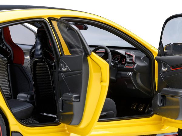 2021 Honda Civic Type R (FK8) RHD (Right Hand Drive) Sunlight Yellow Limited Edition 1/18 Model Car by Autoart - Image 2