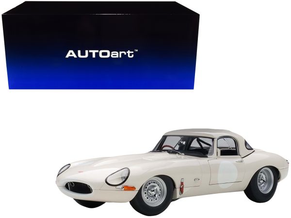 Jaguar Lightweight E Type Roadster RHD (Right Hand Drive) White 1/18 Model Car by Autoart - Image 3