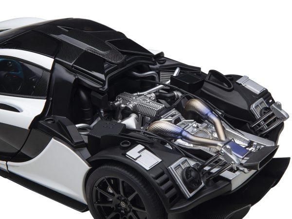 McLaren P1 Alaskan Diamond White with Blue and Black Interior 1/18 Model Car by Autoart - Image 4