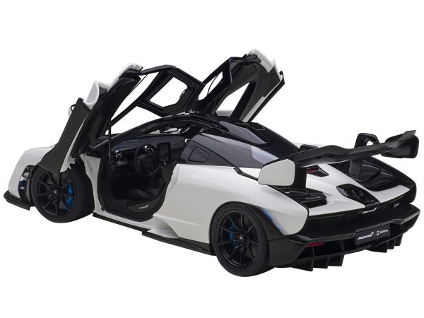 Mclaren Senna Vision Pure White and Black 1/18 Model Car by Autoart - Image 2