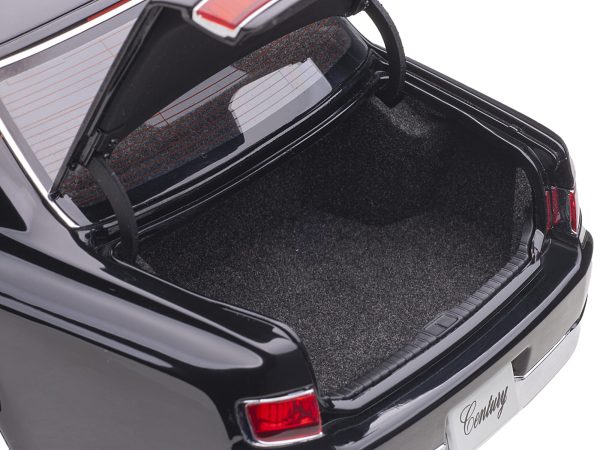 Toyota Century RHD (Right Hand Drive) Black 1/18 Model Car by Autoart - Image 3