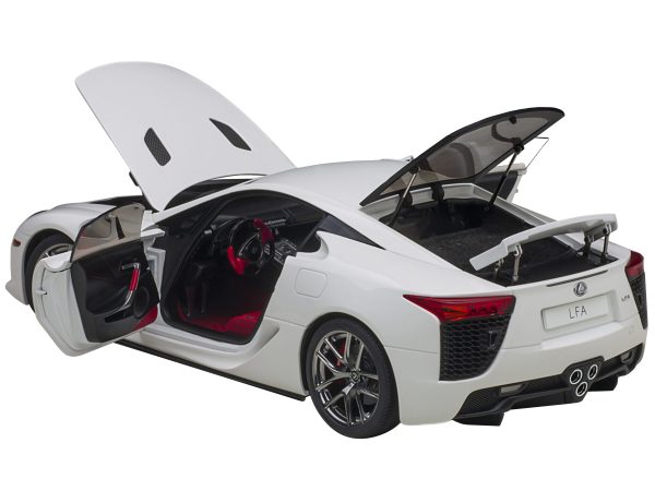 Lexus LFA Whitest White with Red and Black Interior 1/18 Model Car by Autoart - Image 4