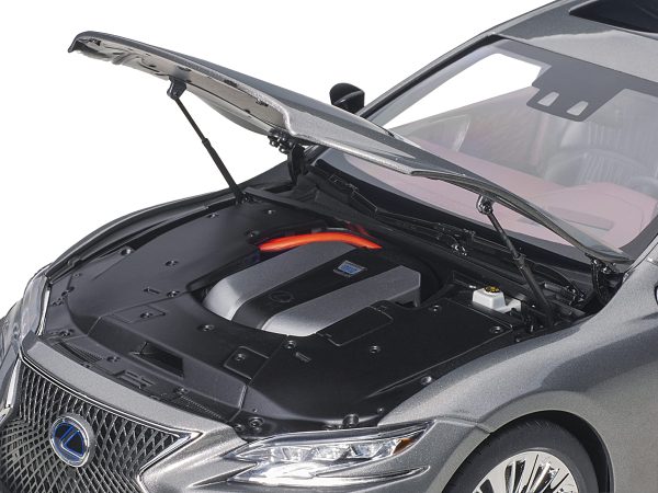 Lexus LS500h Manganese Luster Gray Metallic with Crimson and Black Interior 1/18 Model Car by Autoart - Image 2