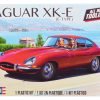 Level 5 Model Kit Jaguar XK-E (E-Type) 1/24 Scale Model by Revell - Image 4