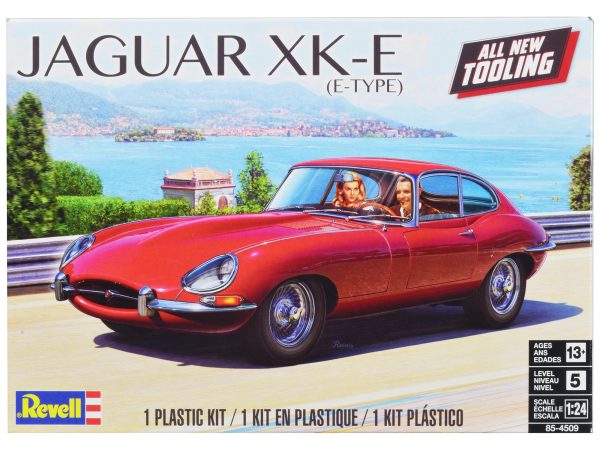 Level 5 Model Kit Jaguar XK-E (E-Type) 1/24 Scale Model by Revell - Image 4
