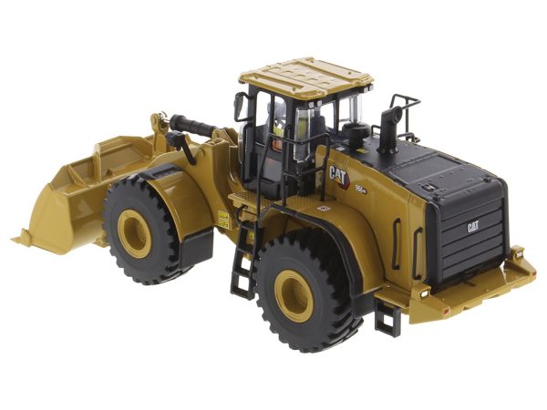 CAT Caterpillar 966 GC Wheel Loader Yellow with Operator "High Line Series" 1/50 Diecast Model by Diecast Masters - Image 2