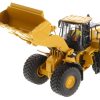 CAT Caterpillar 980 Wheel Loader Yellow with Operator "High Line Series" 1/50 Diecast Model by Diecast Masters - Image 4