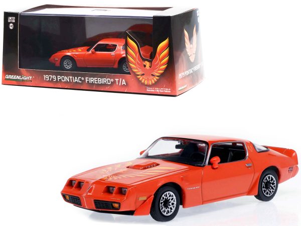 1979 Pontiac Firebird T/A Trans Am Mayan Red with Hood Phoenix 1/43 Diecast Model Car by Greenlight - Image 2