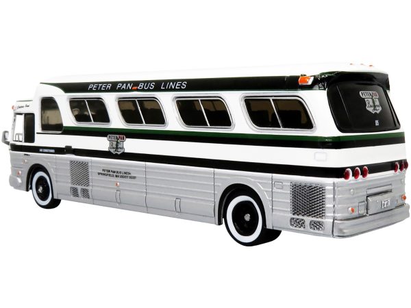 1966 GM PD4107 "Buffalo" Coach Bus "Peter Pan Bus Lines" Destination: "Providence" (Rhode Island) "Vintage Bus & Motorcoach Collection" 1/87 Diecast Model by Iconic Replicas - Image 3