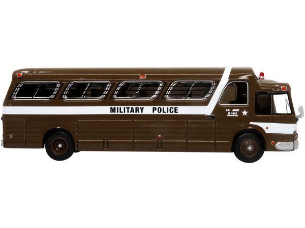 1966 GM PD4107 "Buffalo" Coach Bus U.S. Army Military Police Destination: "Fort Dix" "Vintage Bus & Motorcoach Collection" 1/87 Diecast Model by Iconic Replicas - Image 2