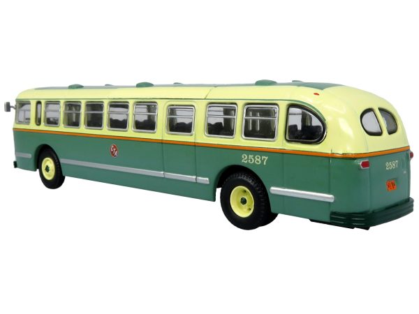 1952 CCF-Brill CD-44 Transit Bus CTA (Chicago Transit Authority) Chicago Surface Lines "Kimball-Peterson" "Vintage Bus & Motorcoach Collection" 1/87 (HO) Diecast Model by Iconic Replicas - Image 3