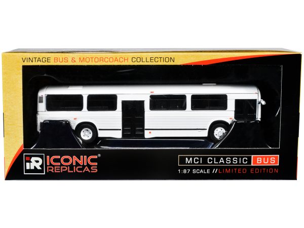 MCI Classic City Bus Plain White "Vintage Bus & Motorcoach Collection" 1/87 Diecast Model by Iconic Replicas - Image 3