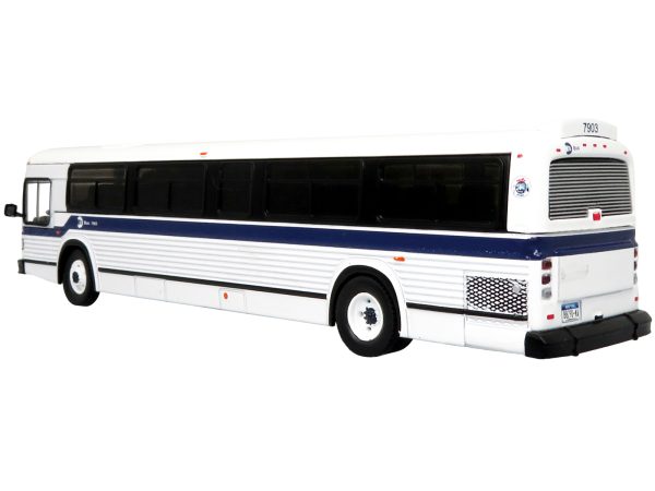 MCI Classic City Bus MTA New York City Suburban "BXM11 Pelham Parkway" "Vintage Bus & Motorcoach Collection" 1/87 Diecast Model by Iconic Replicas - Image 2