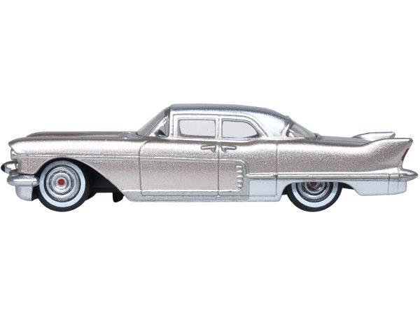 1957 Cadillac Eldorado Brougham Sandalwood Beige Metallic with Silver Top 1/87 (HO) Scale Diecast Model Car by Oxford Diecast - Image 4
