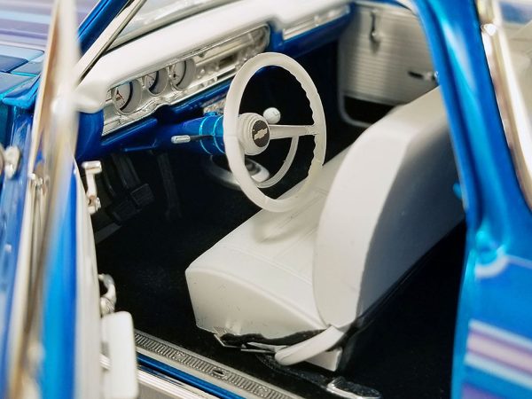 1965 Chevrolet El Camino Custom Laser Blue Metallic with Graphics "Southern Kings Customs" Limited Edition to 222 pieces Worldwide 1/18 Diecast Model Car by ACME - Image 3