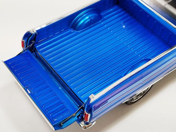 1965 Chevrolet El Camino Custom Laser Blue Metallic with Graphics "Southern Kings Customs" Limited Edition to 222 pieces Worldwide 1/18 Diecast Model Car by ACME - Image 2