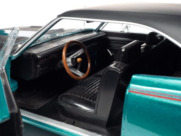 1969 Plymouth Road Runner Seafoam Turquoise Metallic with Black Top and Red Stripes "Muscle Car & Corvette Nationals" (MCACN) 1/18 Diecast Model Car by Auto World - Image 5