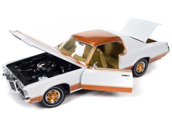 1969 Pontiac Royal Bobcat Grand Prix Model J Cameo White with Firefrost Gold Hood and Top with Gold Interior "American Muscle" Series 1/18 Diecast Model Car by Auto World - Image 2
