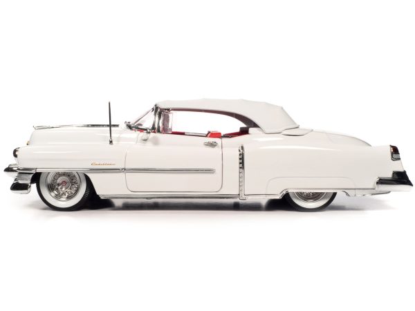 1953 Cadillac Eldorado Soft Top Alpine White with Red Interior 1/18 Diecast Model Car by Auto World - Image 5