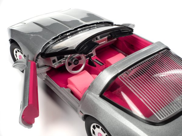 1986 Chevrolet Corvette Convertible Silver Metallic with Pink Interior "Barbie" "Silver Screen Machines" 1/18 Diecast Model Car by Auto World - Image 5