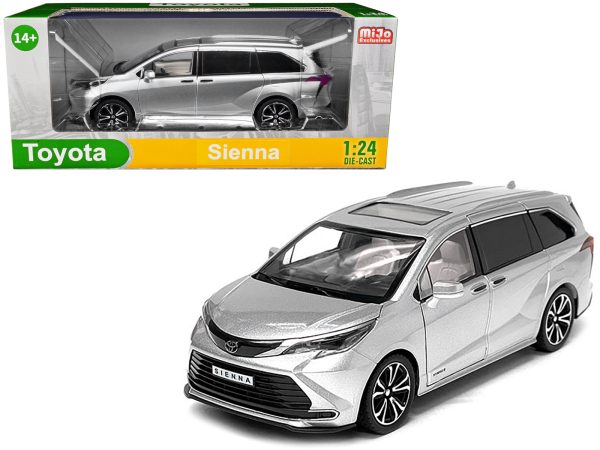 Toyota Sienna Minivan Silver Metallic 1/24 Diecast Model Car - Image 2