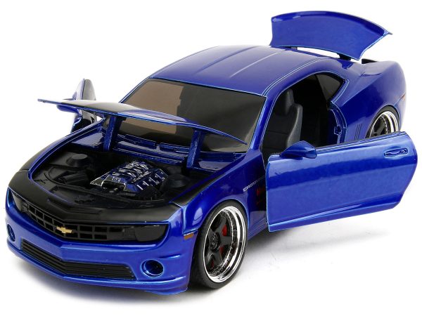 2010 Chevrolet Camaro Candy Blue with Black Hood "Bigtime Muscle" Series 1/24 Diecast Model Car by Jada - Image 4