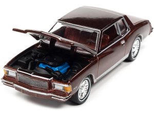 1979 Chevrolet Monte Carlo Carmine Red Metallic with White Stripes "Muscle Cars U.S.A" Series Limited Edition 1/64 Diecast Model Car by Johnny Lightning