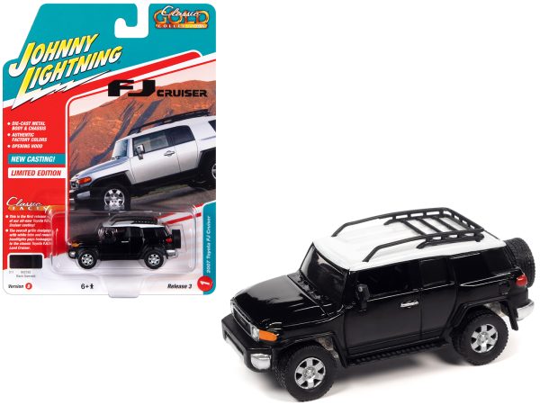 2007 Toyota FJ Cruiser Black Diamond with White Top and Roofrack "Classic Gold Collection" Series Limited Edition 1/64 Diecast Model Car by Johnny Lightning - Image 2