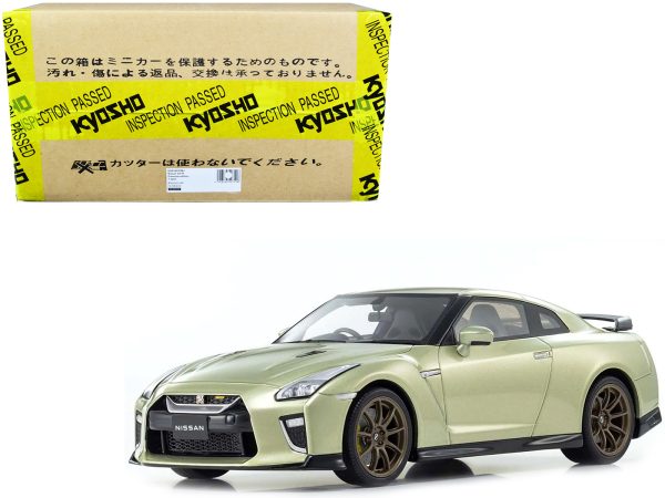 Nissan GT-R Premium Edition T-Spec RHD (Right Hand Drive) Millenium Jade Green Metallic 1/18 Model Car by Kyosho - Image 5