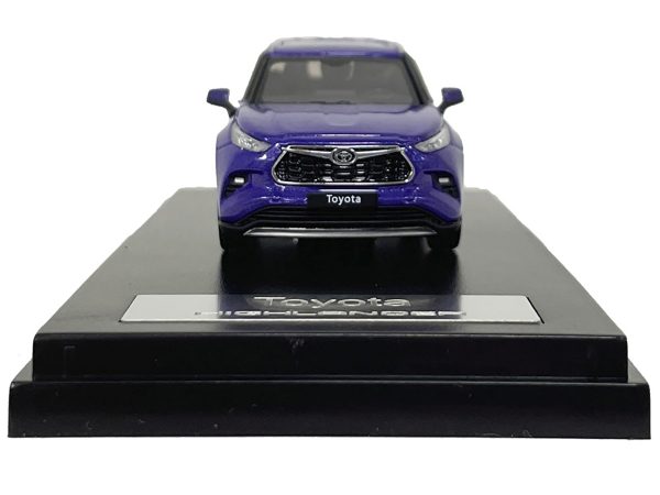 Toyota Highlander Blue Metallic with Sunroof 1/64 Diecast Model Car by LCD Models - Image 4