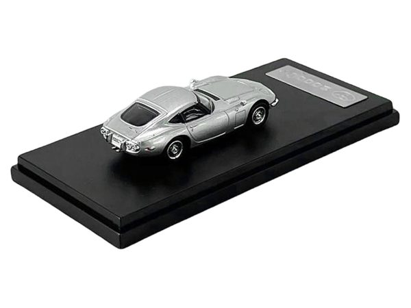 Toyota 2000GT RHD (Right Hand Drive) Silver Metallic 1/64 Diecast Model Car by LCD Models - Image 4